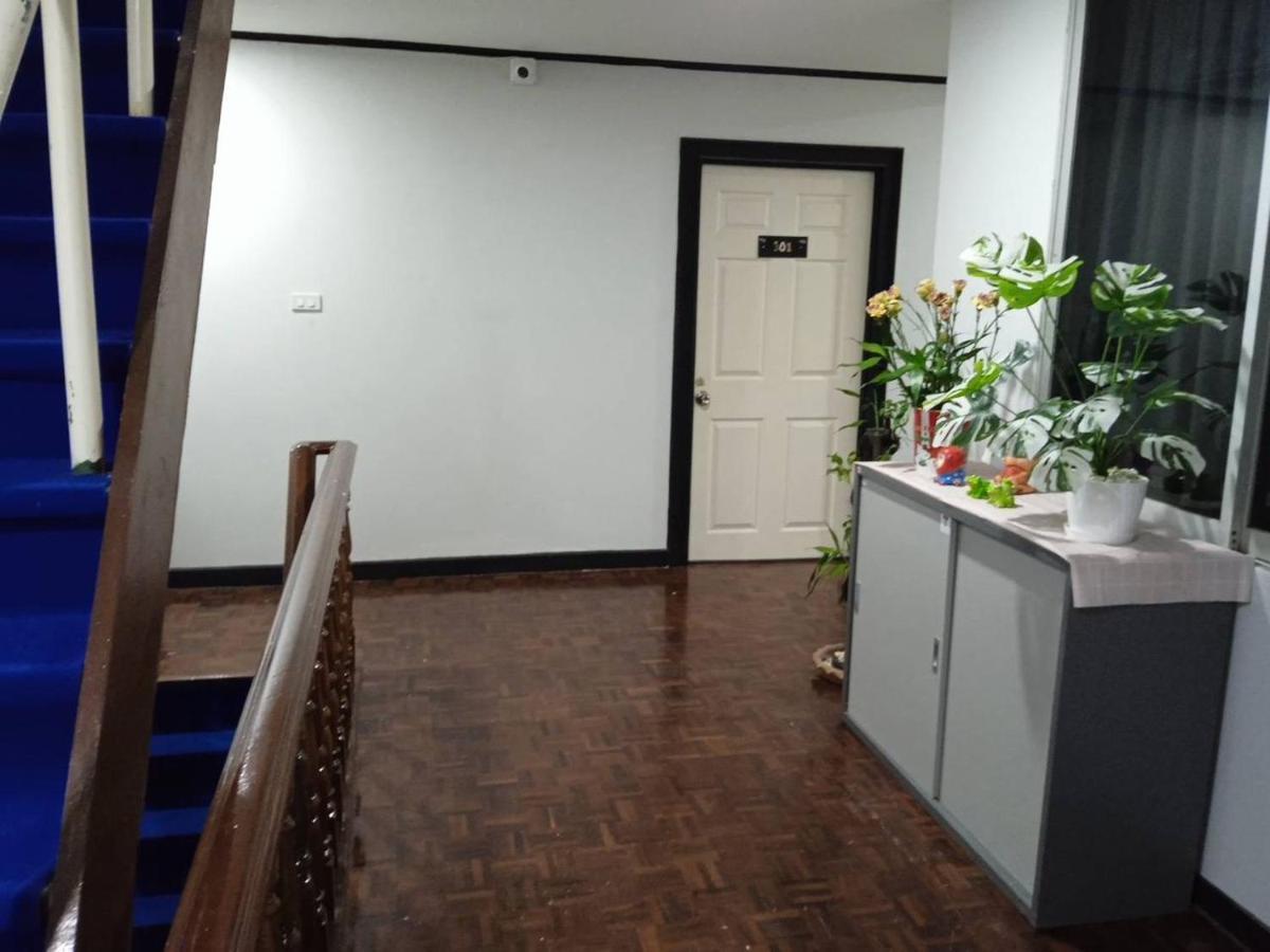 Nk Guesthouse 1 Bangkok Exteriér fotografie